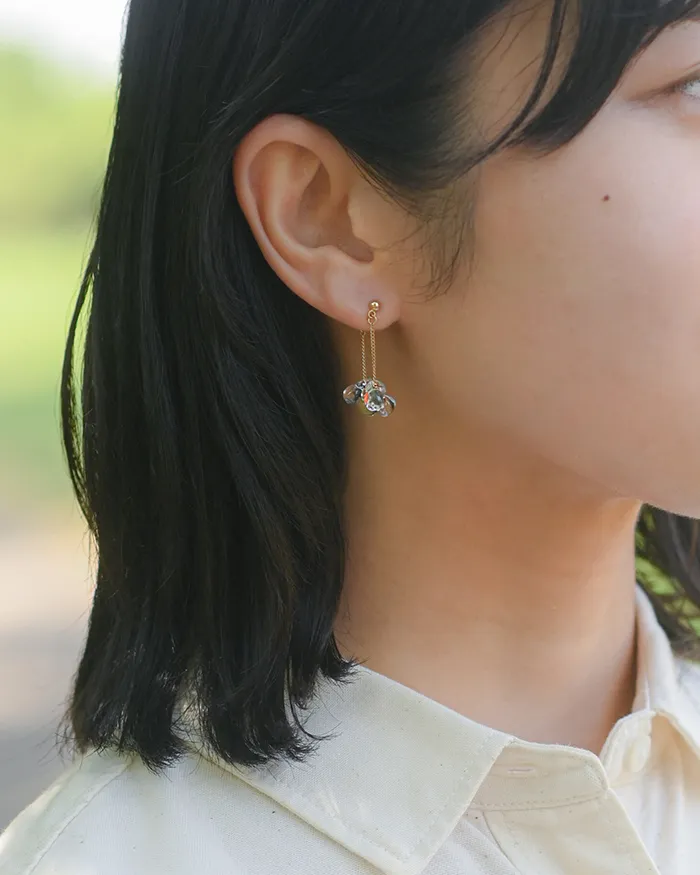 ピアス ブルーベリー2